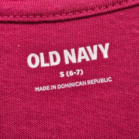 Small 6-7 Old Navy Kids Burgundy Peace Sign Tee - Picture 3 of 4
